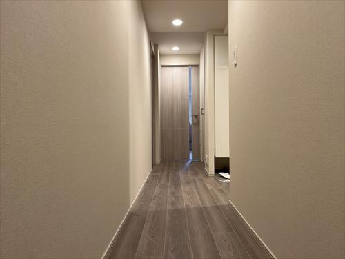 廊下（2025年12月撮影）