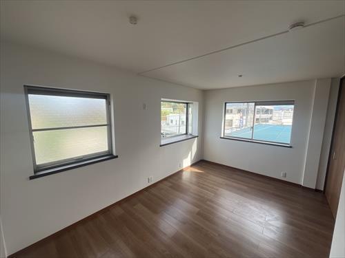 3階洋室（8帖）