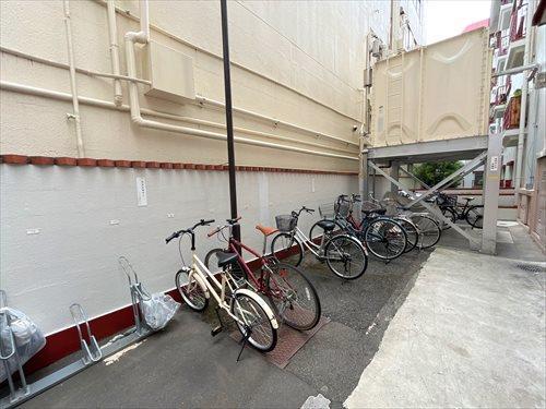 駐輪場_2025年9月撮影