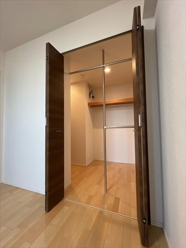 ウォークインクローゼット1