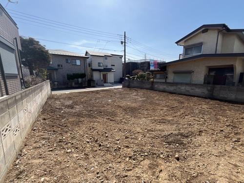 北東側より撮影 北東側より撮影