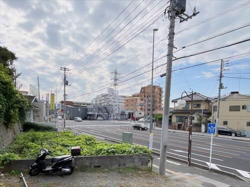 前面道路含む現地‐2025年10月撮影