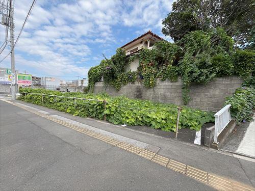 前面道路含む現地‐2025年10月撮影