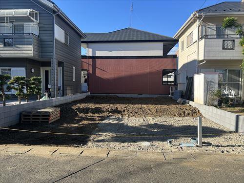 建築中の外観（2025年11月撮影）