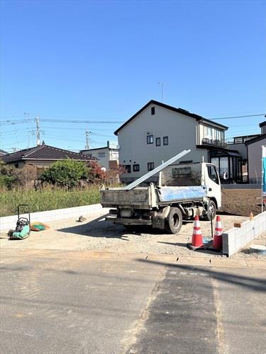 建築中の外観 （2025年11月撮影）