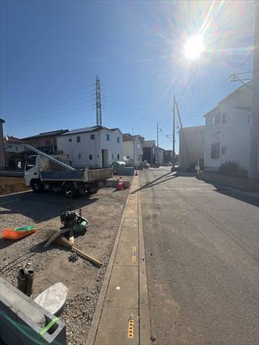 前面道路（2025年11月撮影）