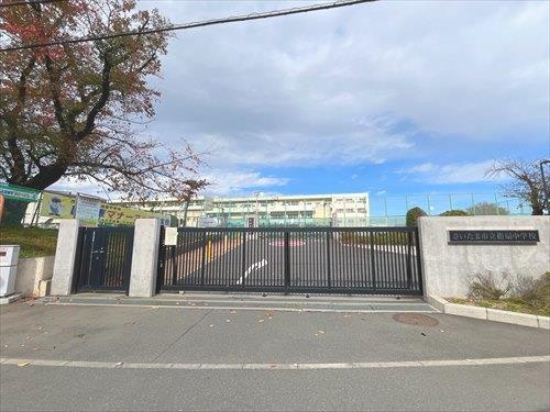 さいたま市立指扇中学校‐1470m