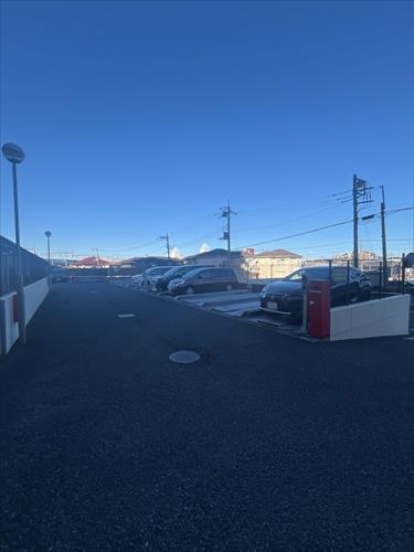 駐車場　2025年12月撮影