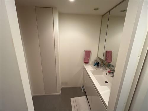 洗面（2025年12月撮影）