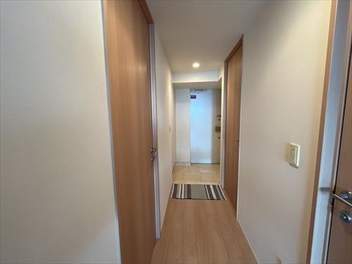 廊下（2025年12月撮影）