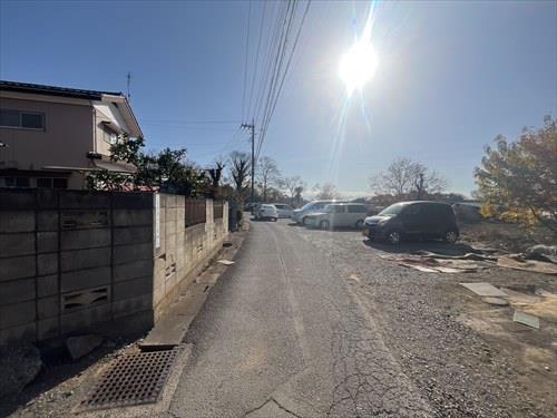 前面道路（2025年12月撮影）