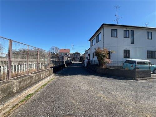 前面道路写真（2025年12月撮影）