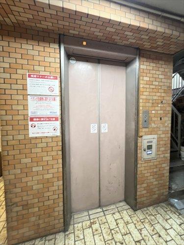 エレベーター