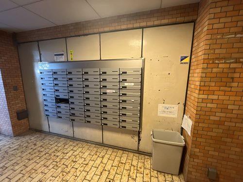 レターボックス