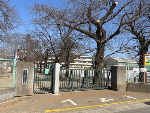 さいたま市立大砂土東小学校‐570m