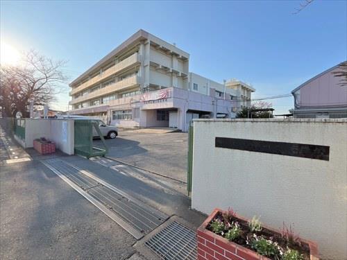 桶川市立桶川東小学校‐500m