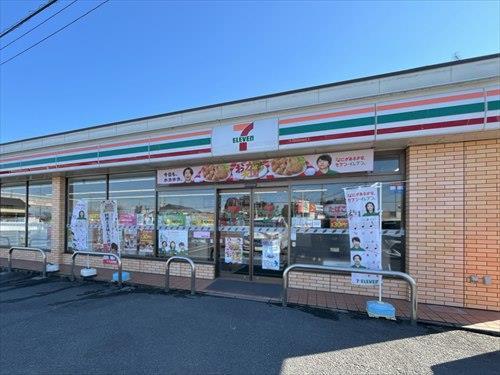 セブンイレブン吹上鎌塚店‐440m