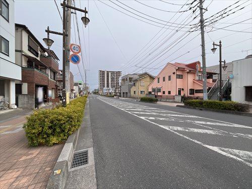 南西側前面道路2