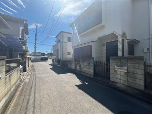 前面道路写真（2026年3月撮影）