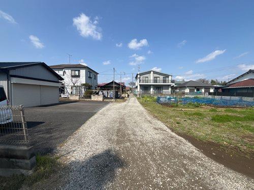 前面道路　南側より撮影