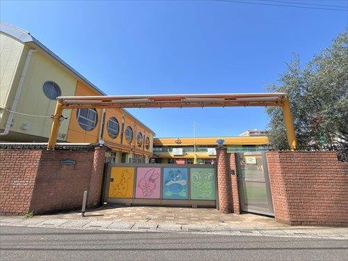 かみこ幼稚園-560m