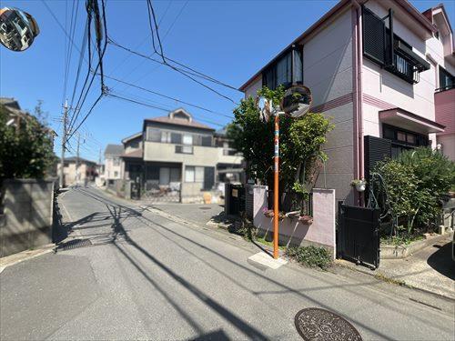 前面道路写真（2026年4月撮影）