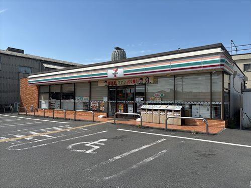 セブンイレブン川口元郷3丁目店440ｍ