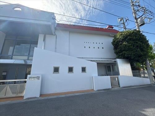 松葉幼稚園まで570ｍ