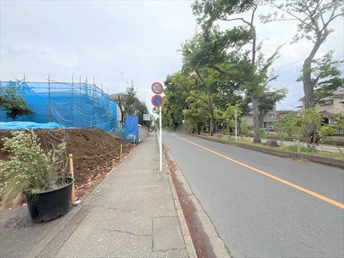 前面道路（2026年4月撮影）