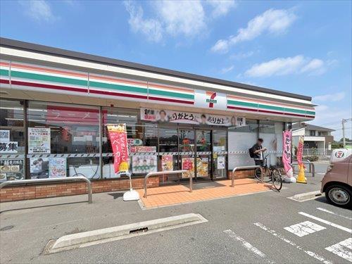 セブンイレブンさいたま指扇東店-780m