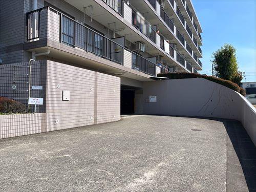 駐車場入口