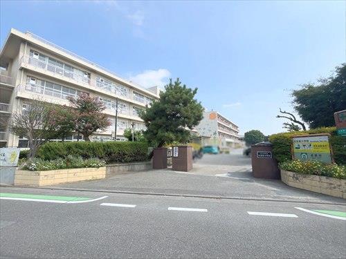 さいたま市立大宮東小学校-610m