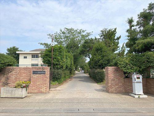さいたま市立宮原中学校-1490m