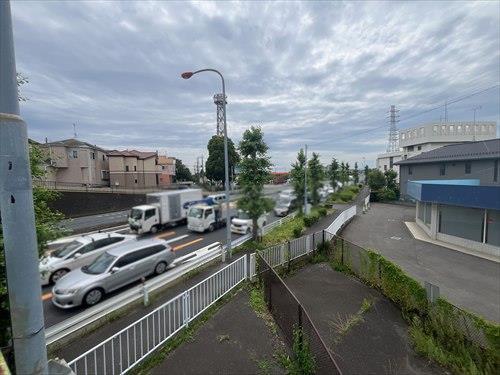 前面道路写真（2026年6月撮影）