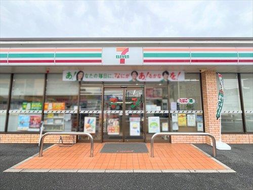 セブンイレブン川口芝下3丁目店-110m
