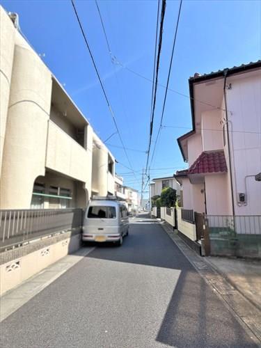 前面道路(2026年4月撮影)