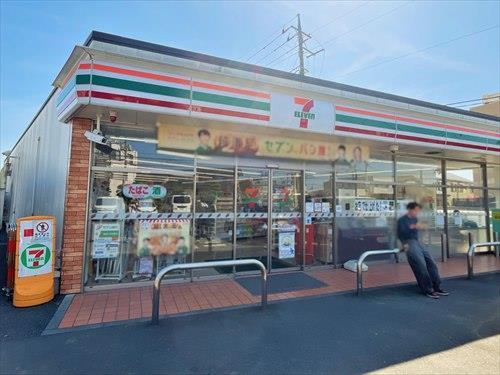 セブンイレブンさいたま上小町店徒歩３分