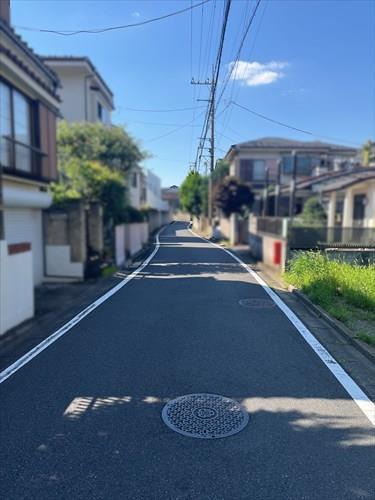 前面道路(2026年7月撮影）