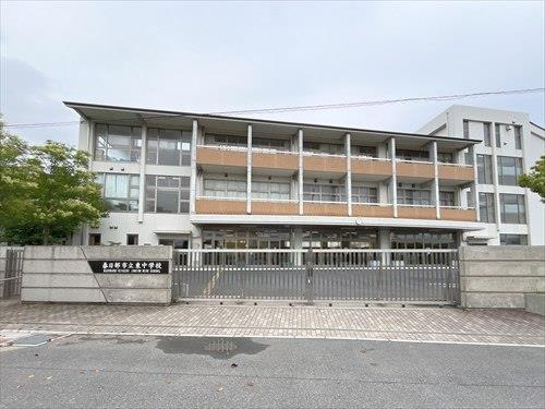 春日部市立東中学校-930m