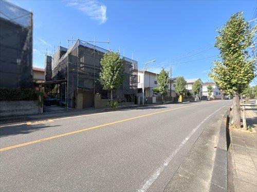 前面道路含む現地外観