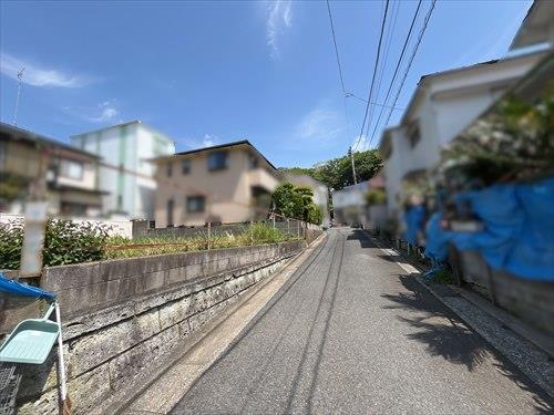 南側前面道路（2026.4撮影）