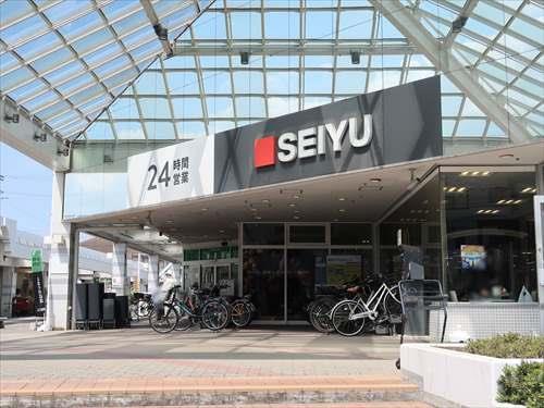 西友馬堀店まで1460m