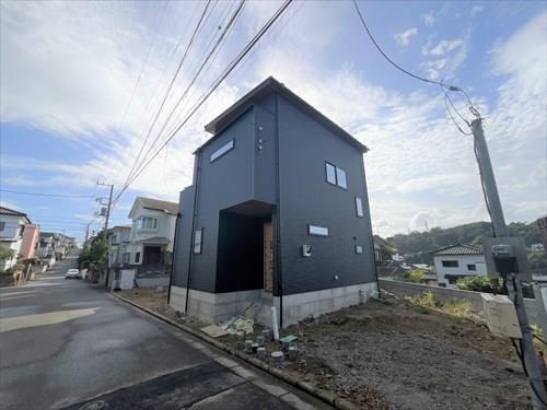 外観2号棟【令和7年10月撮影】