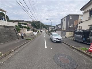 北西側前面道路