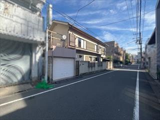 現地中央(2025年11月撮影)