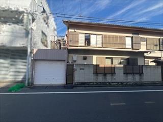 現地中央(2025年11月撮影)