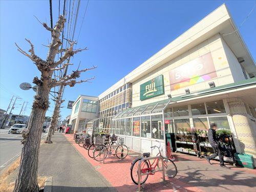 Fuji佐原店まで410m