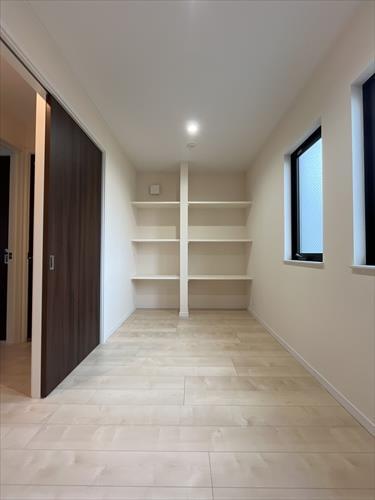 納戸（約5.0帖）