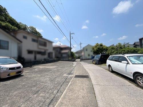 北側-前面道路
