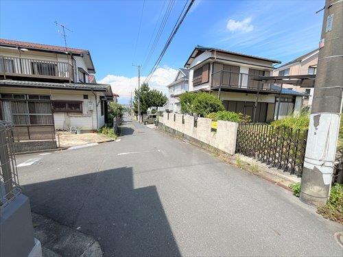 前面道路1（2025年9月撮影）